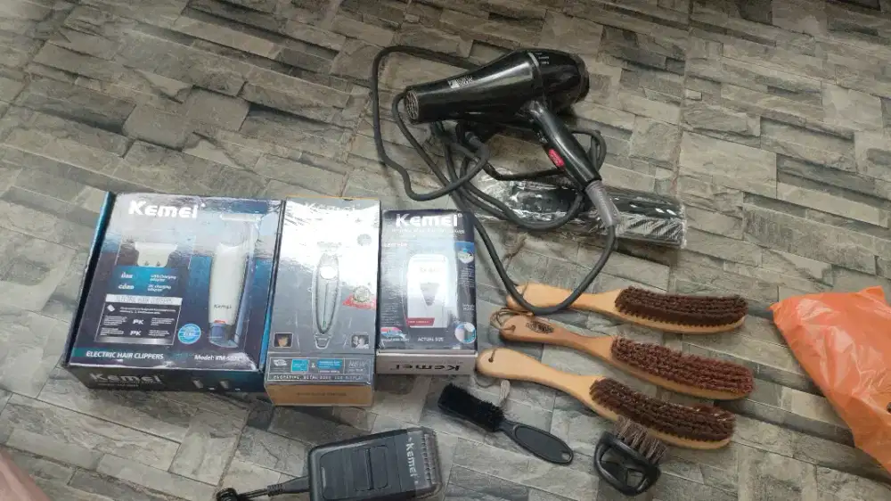 Jual beberapa alat pangkas/cukur/barber