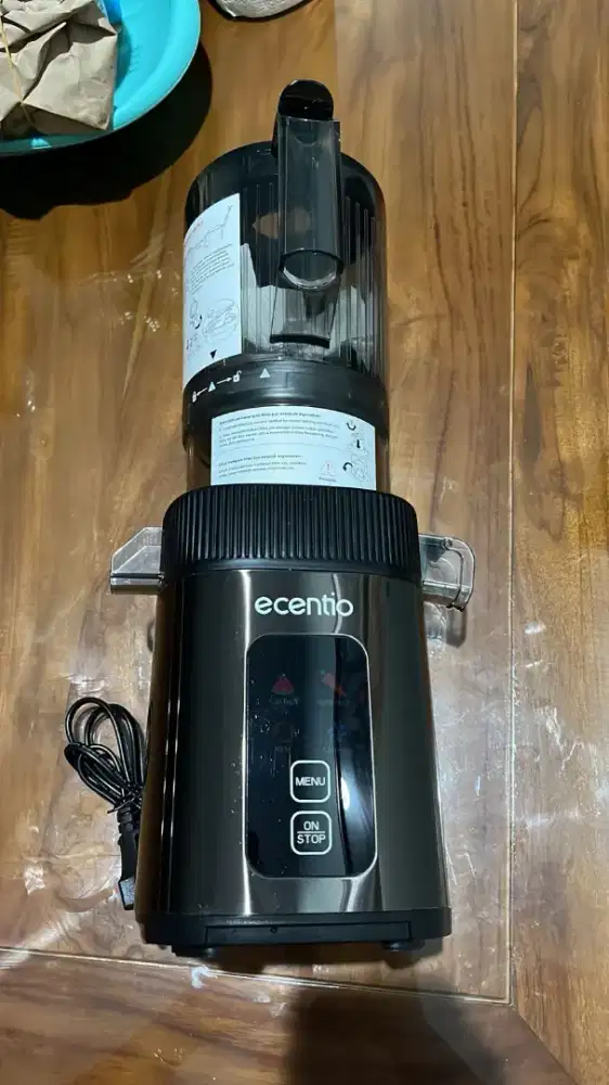 Juicer smart blender pintar yang bisa memisahkan ampas dengan hasil