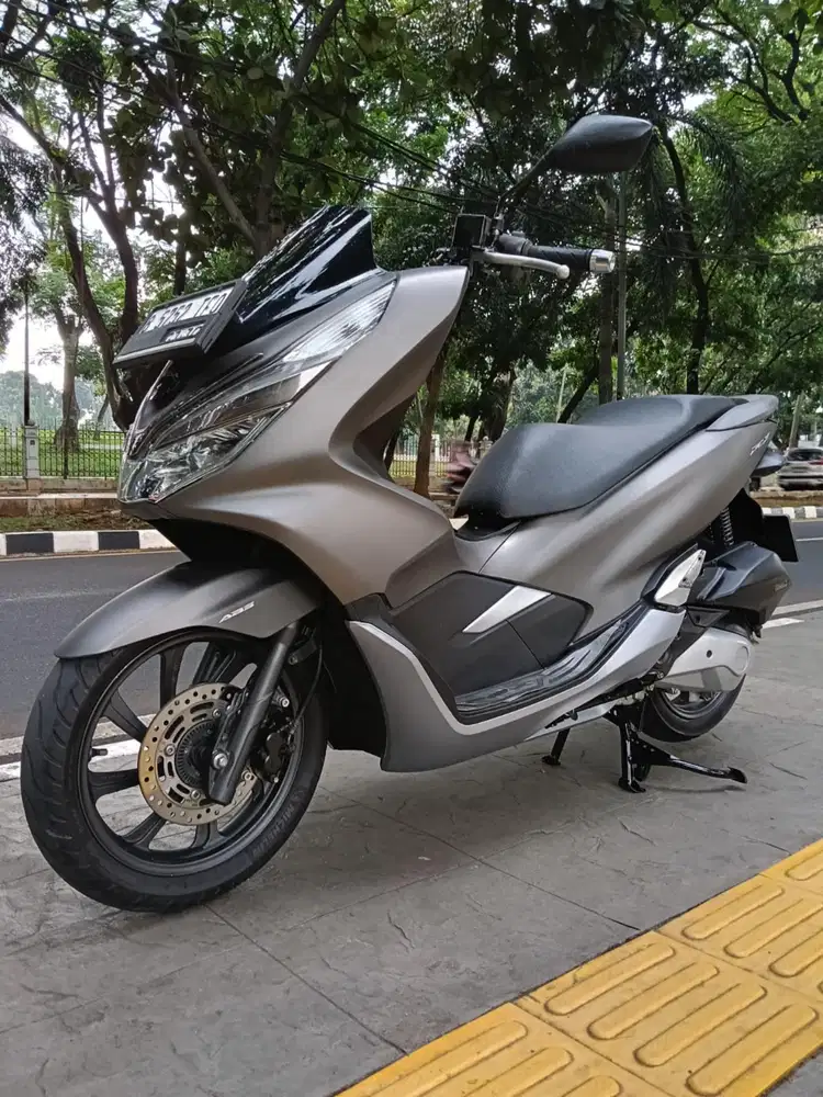 DP MINIM 1.500 CASH KREDIT HONDA PCX 150 ABS THN 2020 PAJAK IDUP
