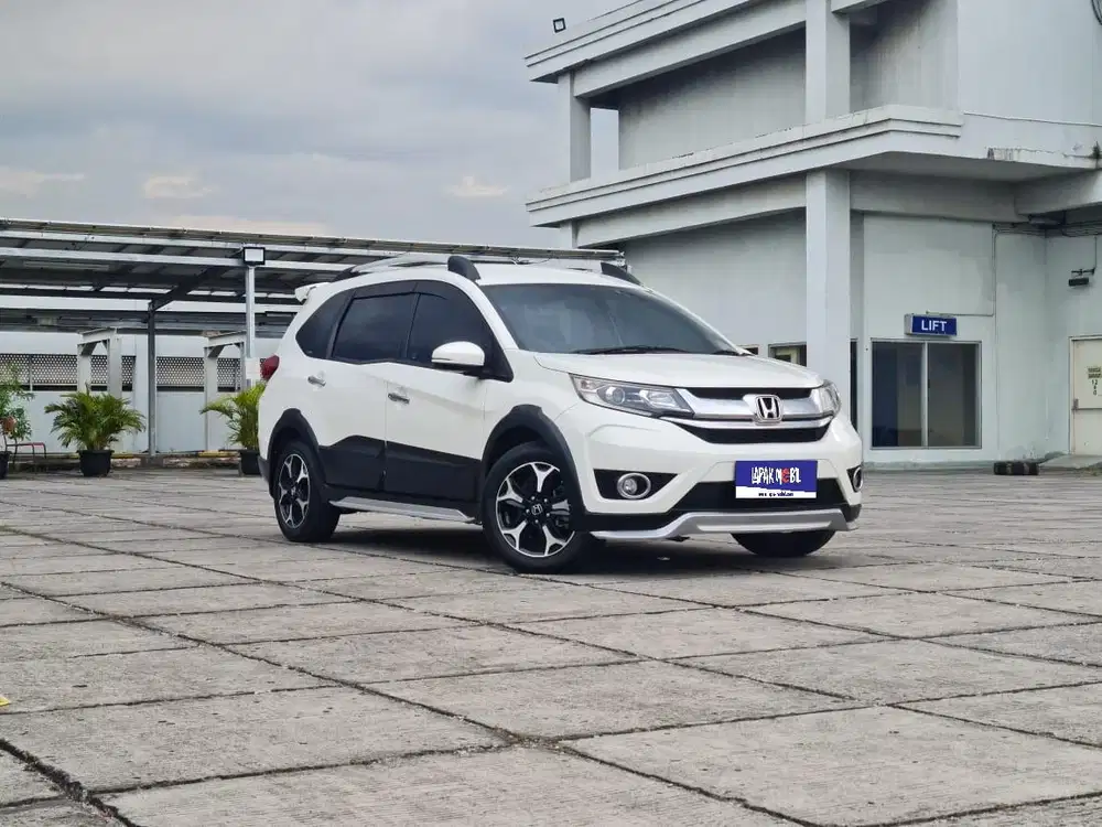 Honda BR-V BRV 1.5 E Prestige CVT AT 2018 Putih KM 61RB