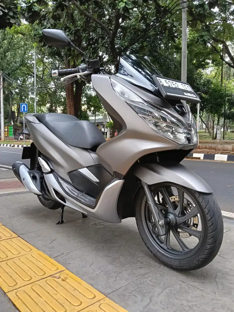 CASH KREDIT DP MINIM 1.500 HONDA PCX 150 ABS THN 2020 PAJAK IDUP