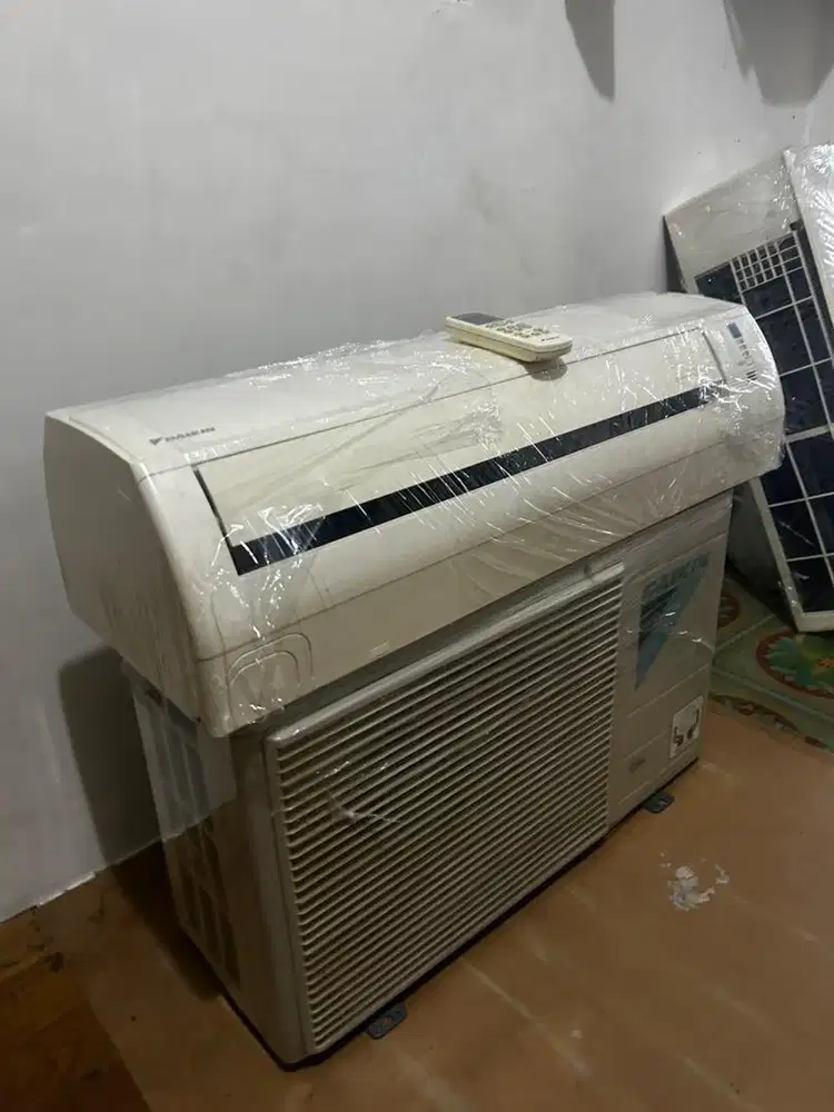JUAL AC BEKAS DAIKIN 1pk