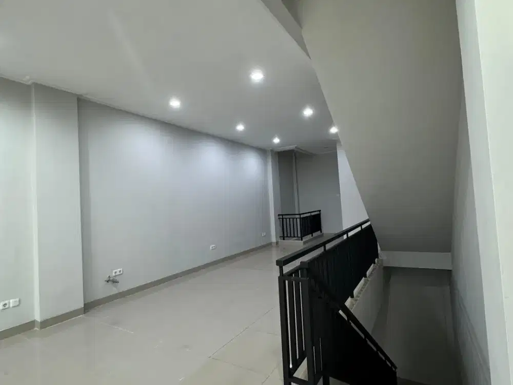 Dijual Ruko 4 Lantai Bagus di Golf Island PIK