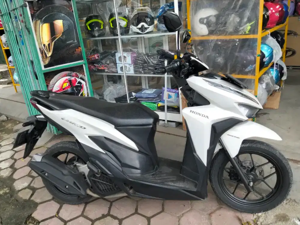 Vario 125 plat r 2022