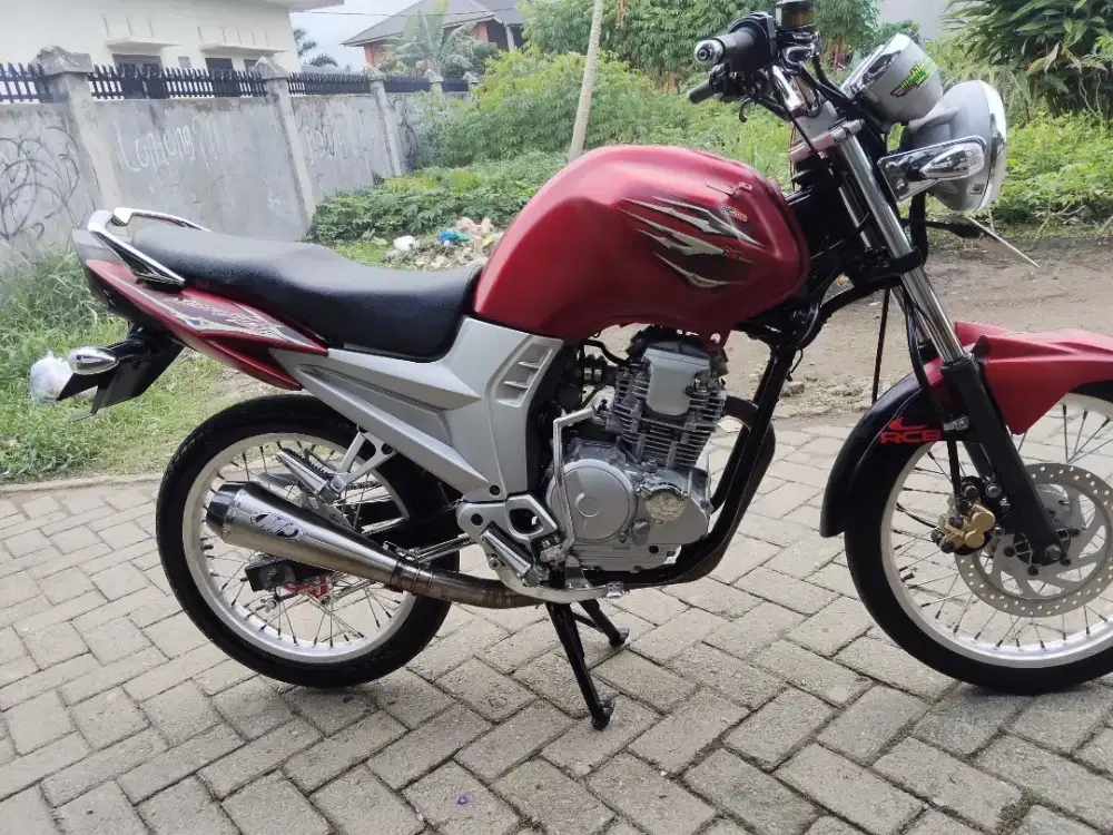 Di jual pio 2011 surat lengkap pelat masi hidup panjang