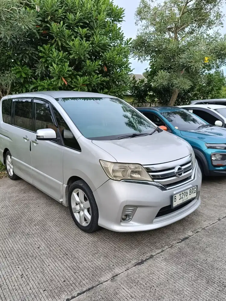 Nissan Serena HWS AT 2013 Serena HWS 2013 Serena 2013 Serena AT 2013