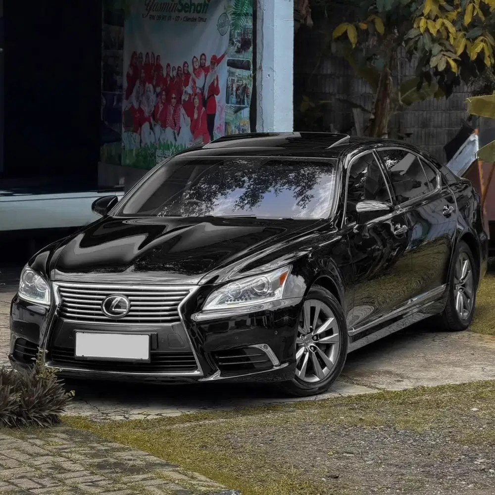 (CASH) Lexus LS460L 2+2 VIP 2015