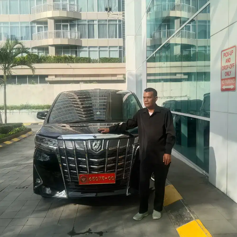 Mencari pekerjaan supir pribadi