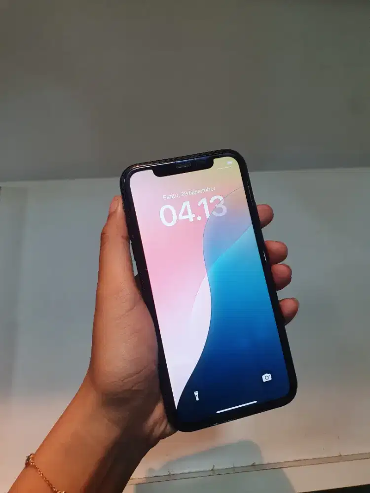 iPhone XR 128GB Black – iBox, Baterai 100%