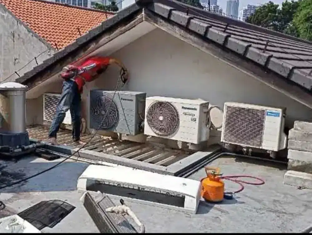 SERVIS AC MESIN CUCI KULKAS DLL