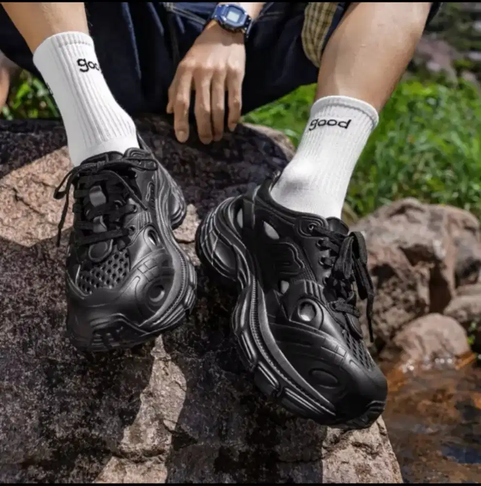 Sepatu Sport hiking casual karet EVA empuk ringan anti slip clogs croc