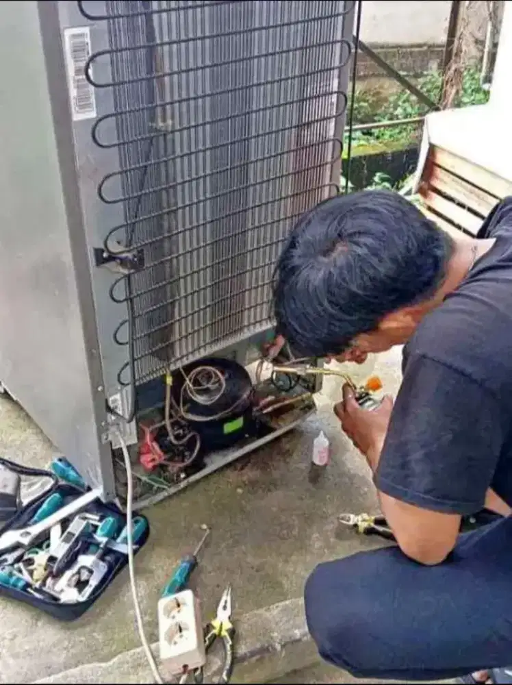 SERVIS KULKAS AC MESIN CUCI DLL