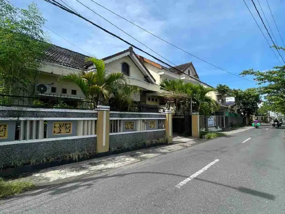 Rumah 4KT di Yogya Semi Furnished Sertifikat SHM Dijual Cepat