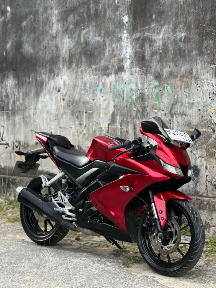 Yamaha new  r 15 v3
