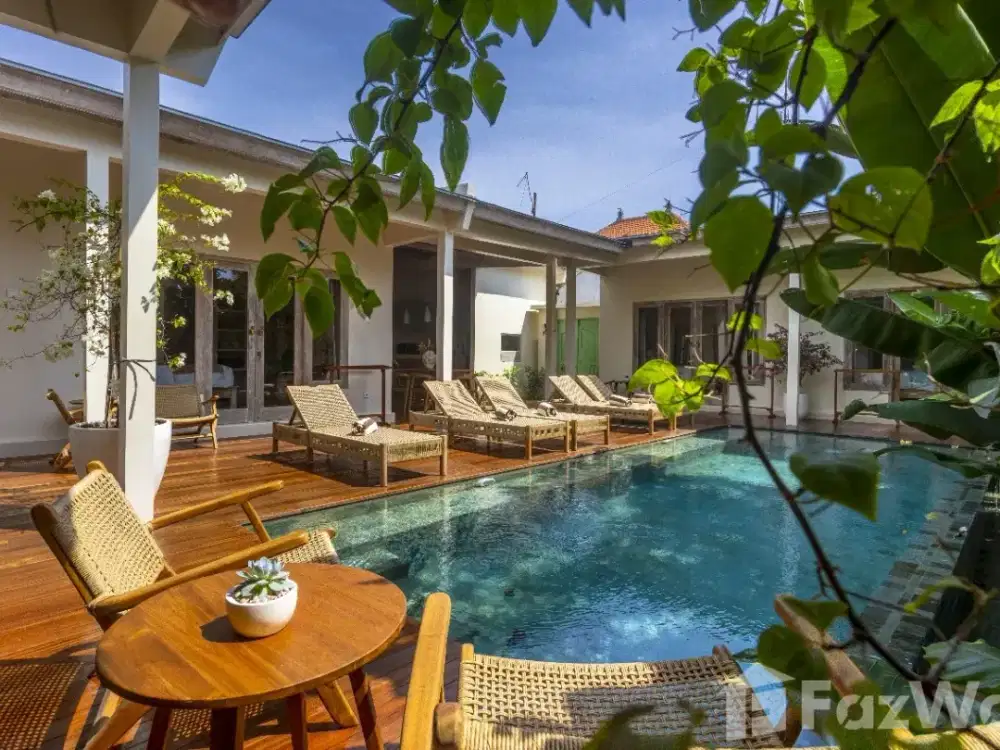 5 Bedroom Villa for sale in Canggu, Bali