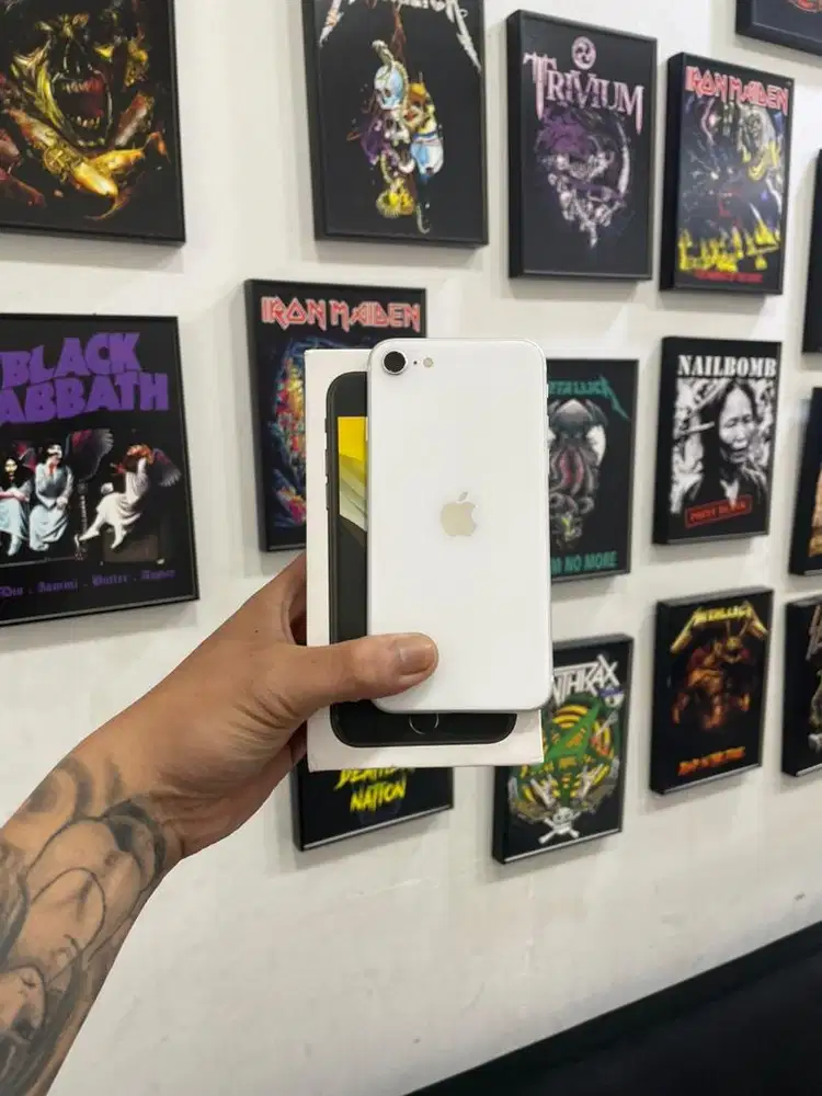 Iphone SE 2 128GB Fullset Mulus Wifi Only