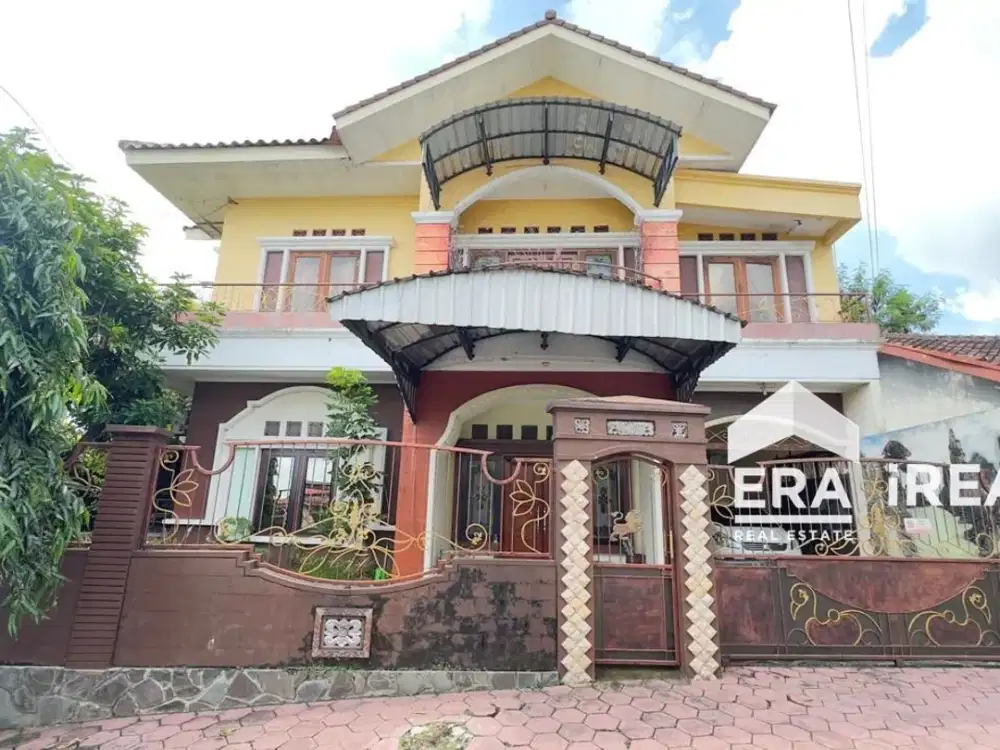 RUMAH DIJUAL DI SOLO DEKAT KAMPUS UNIVERASITAS SEBELAS MARET SOLO SAFARI