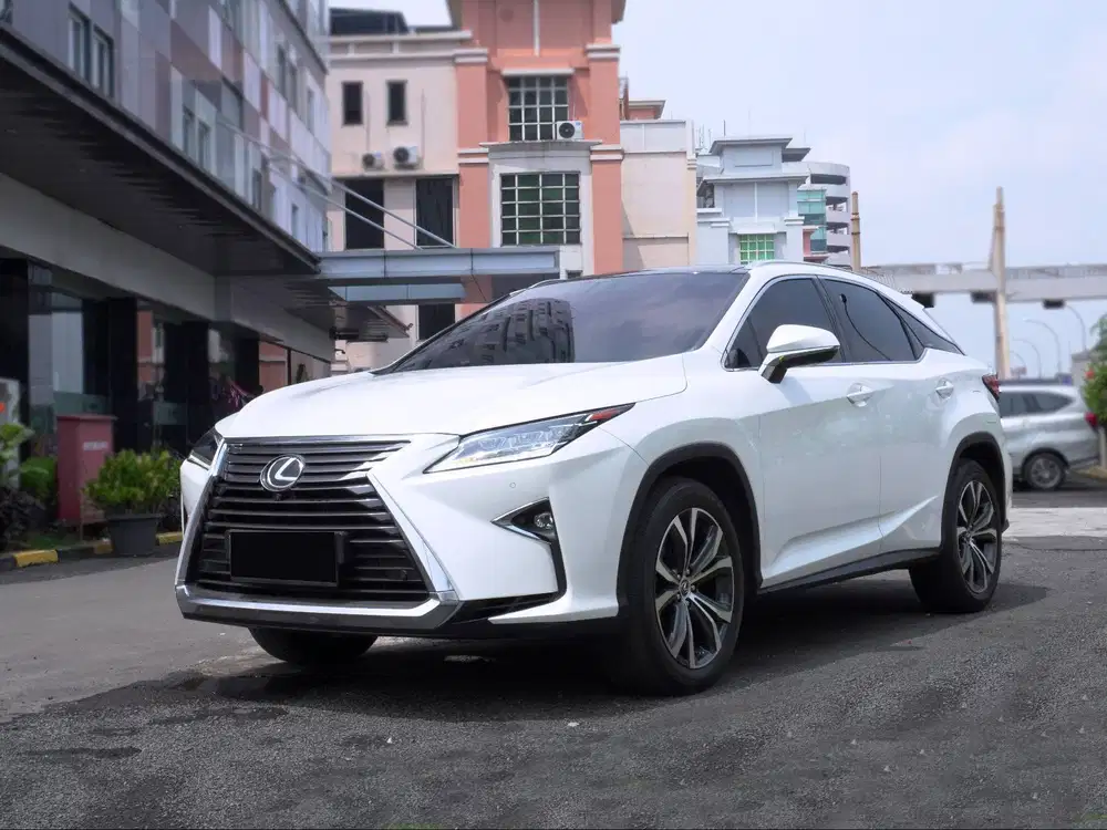 Genap Bunga=5% TAX=AGUSTUS Lexus RX300 luxury 2019 rx 300 LUXURY 2019