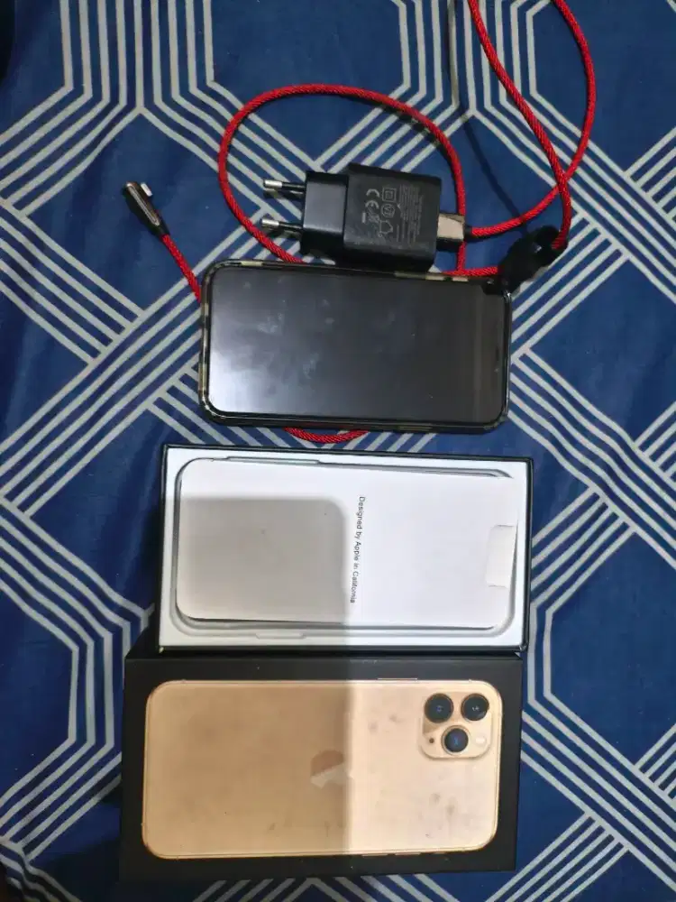 Iphone 11 pro 64gb fullset all operator