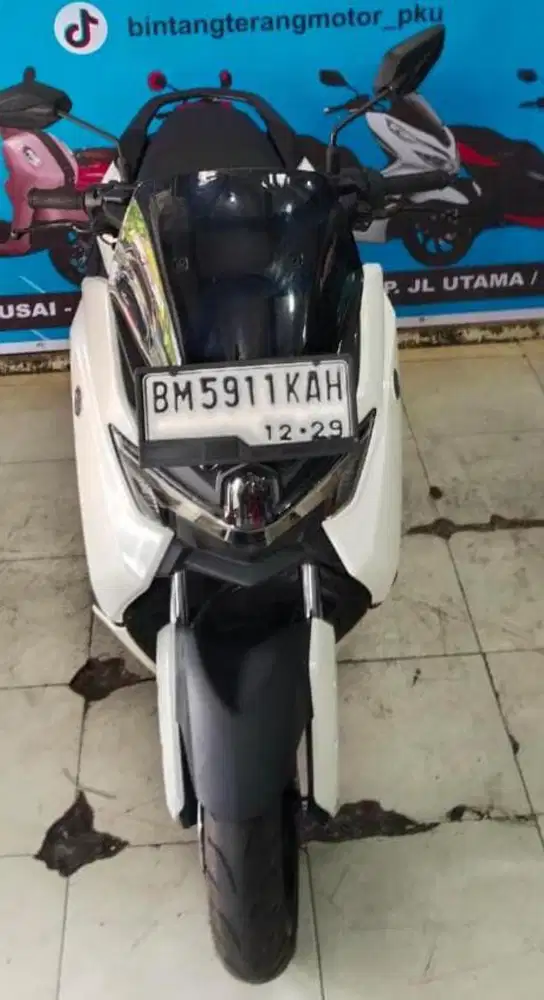 Dijual cepat yamaha N max neo tahun 2024