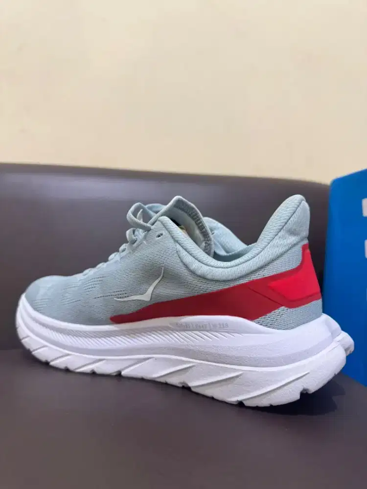 Hoka Mach 4 (41) dan (42) sport/running