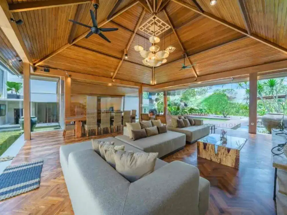 Sale Freehold

Villa full view of green rice fields Raya Utama Tuka - Babakan , Canggu Bali