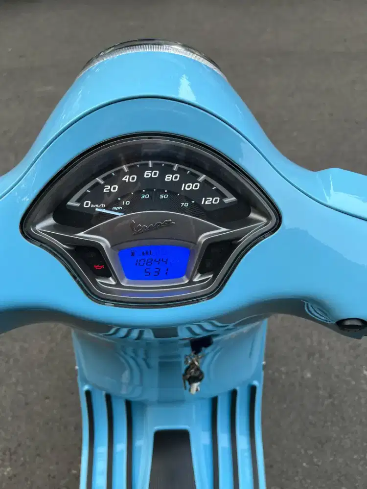 VESPA 125cc BIRU 2021