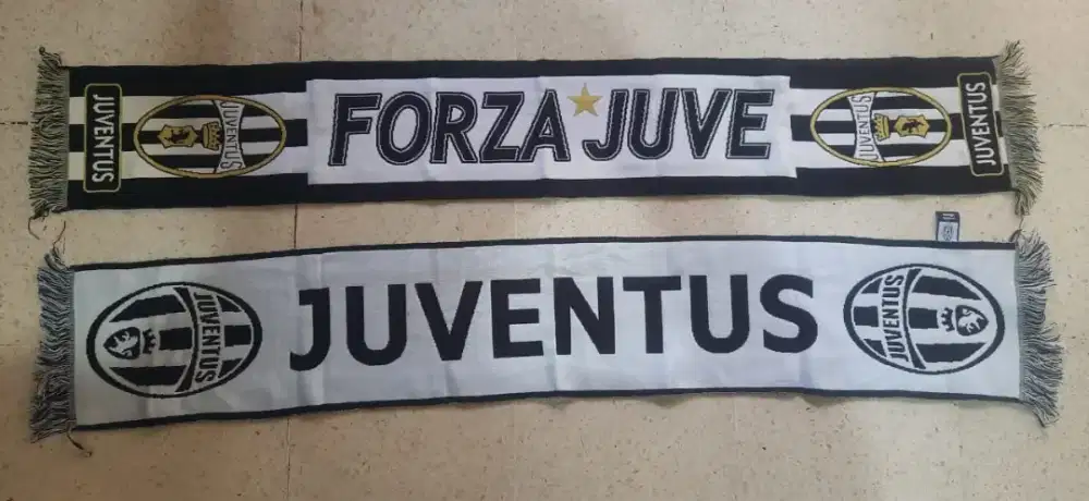 Syal keren juventus