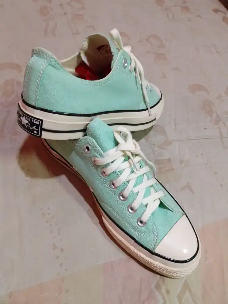 Sepatu converse size 42 baru tanpa bok