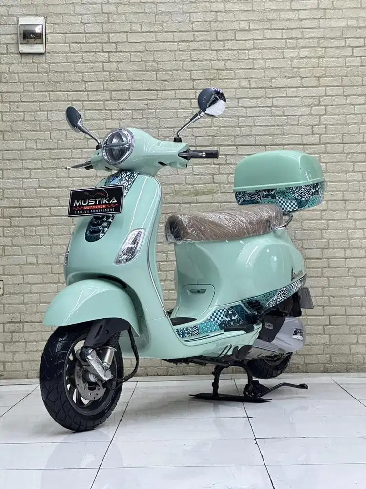 Vespa LX 125 Batik edition KM 5rb - Zaki Mustika