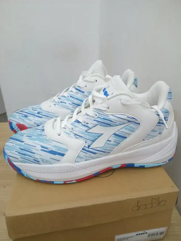 Diadora Hordan - Sepatu Basket Pria