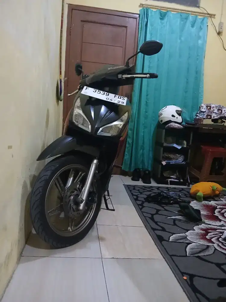 Di jual motor vario 110fi tahun 2019