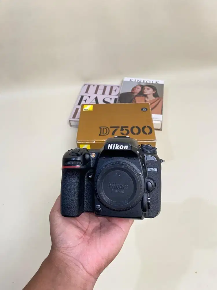 Nikon D7500 mulus fullset