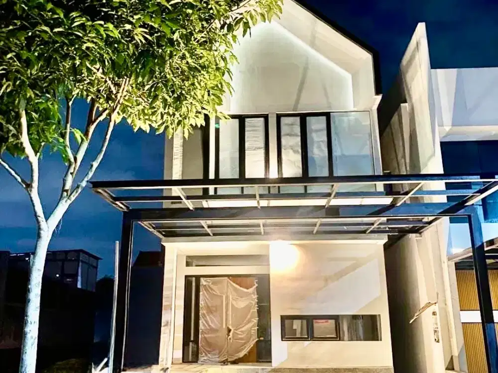 DIJUAL RUMAH CRYSTAL GOLF CITRALAND 3 LANTAI BARU GRESS DEKAT GWALK