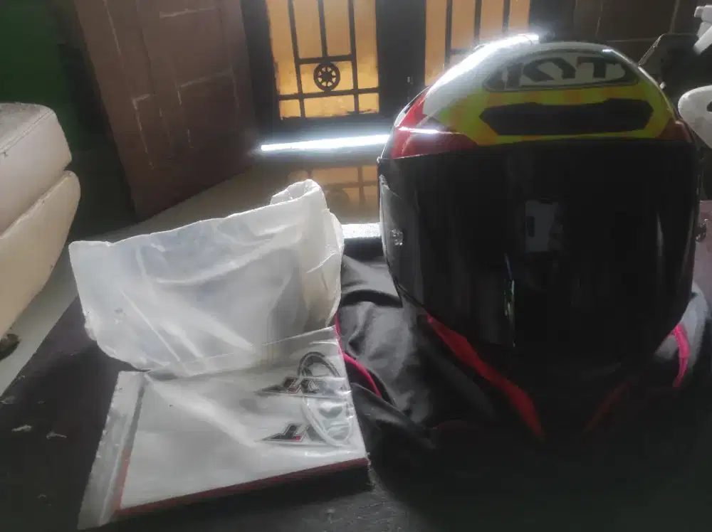 Helm KYT TT Course Jaume Masia