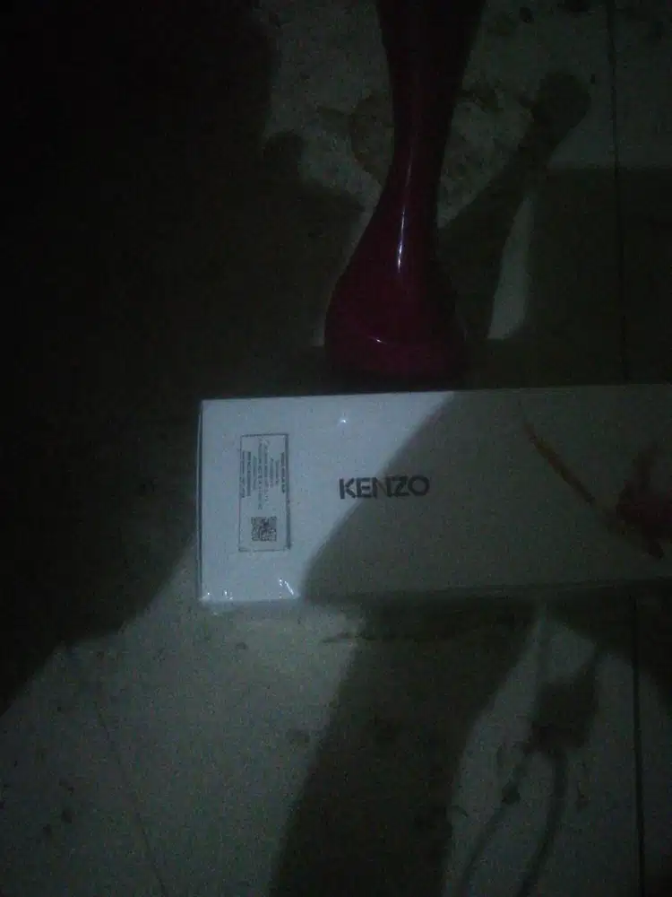 Botol bekas farpum merk kenzo amour 100ml