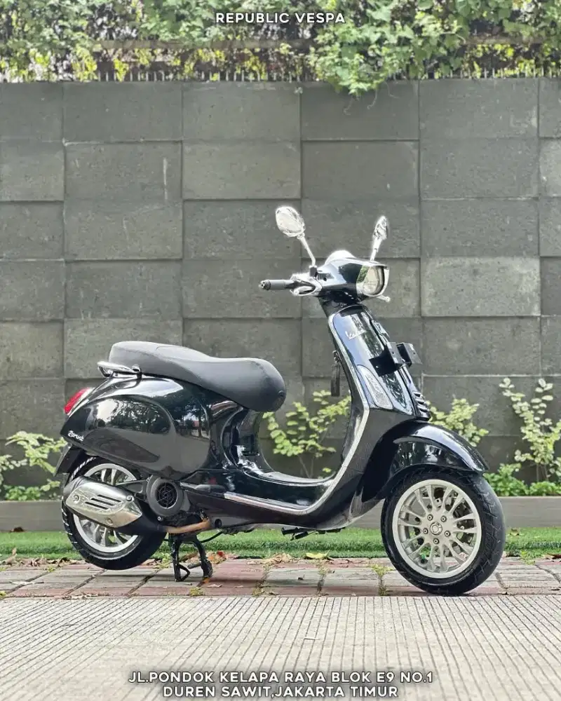 DIJUAL PIAGGIO VESPA SPRINT 150 3V TH 2014 PERFECT CONDITION