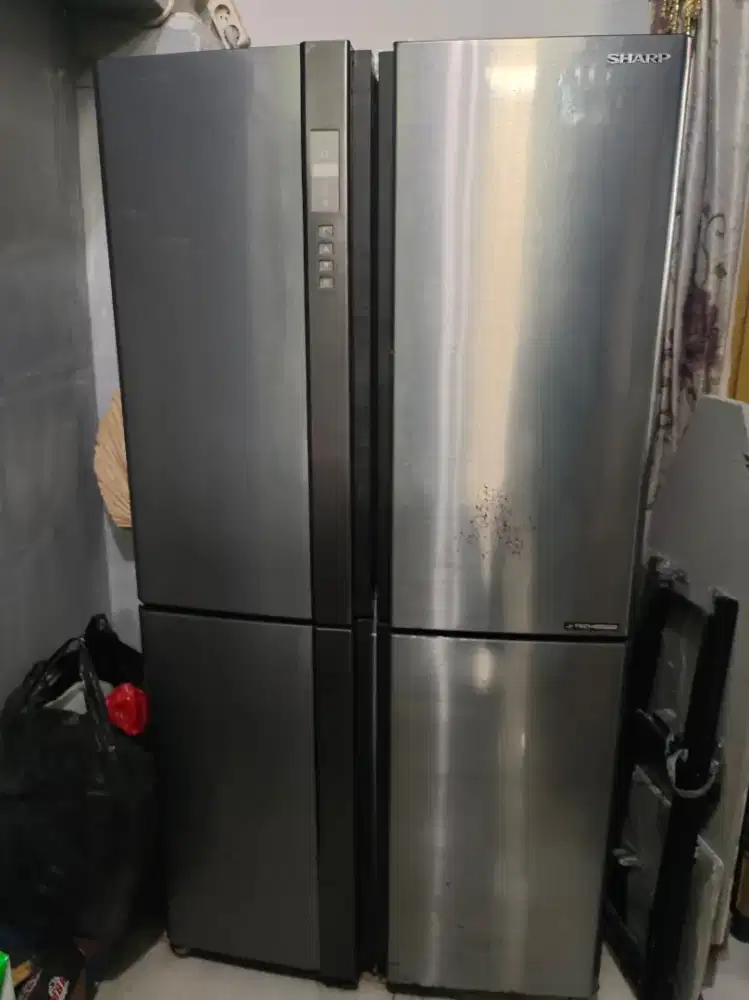 Kulkas Sharp 4 Pintu SJ-IF85PB-SL Bekas Normal – Freezer Dingin – BU