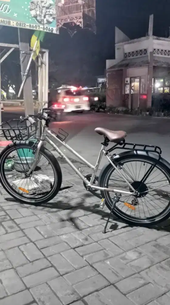 Sepeda Commuter  bike