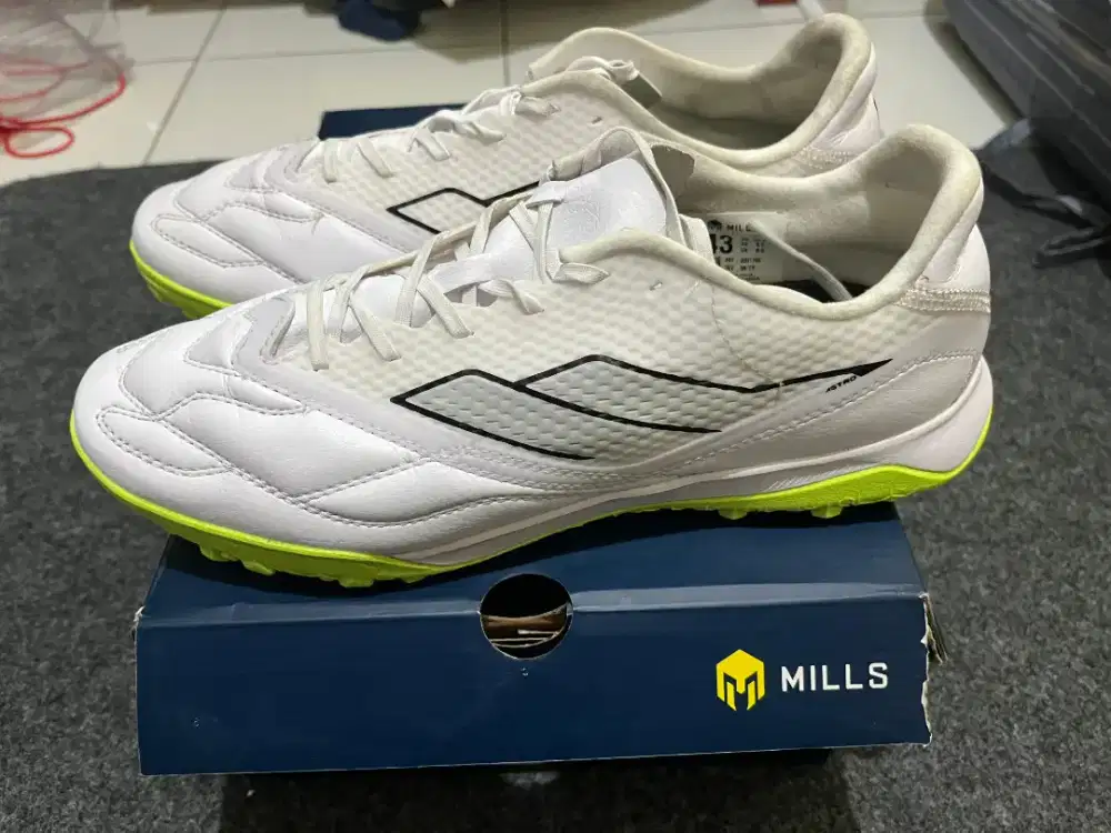 Jual SEPATU FUTSAL MILLS ORI