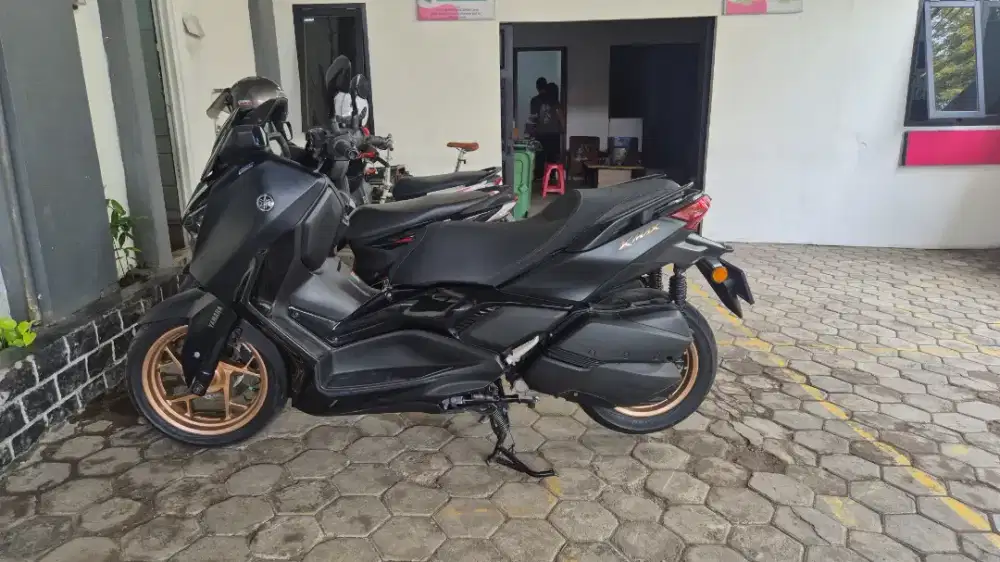 Xmax Conected  2023 stnk 2024 mulus