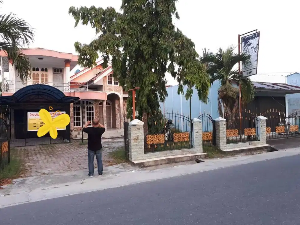 Dijual rumah bulatan Tanah Luas