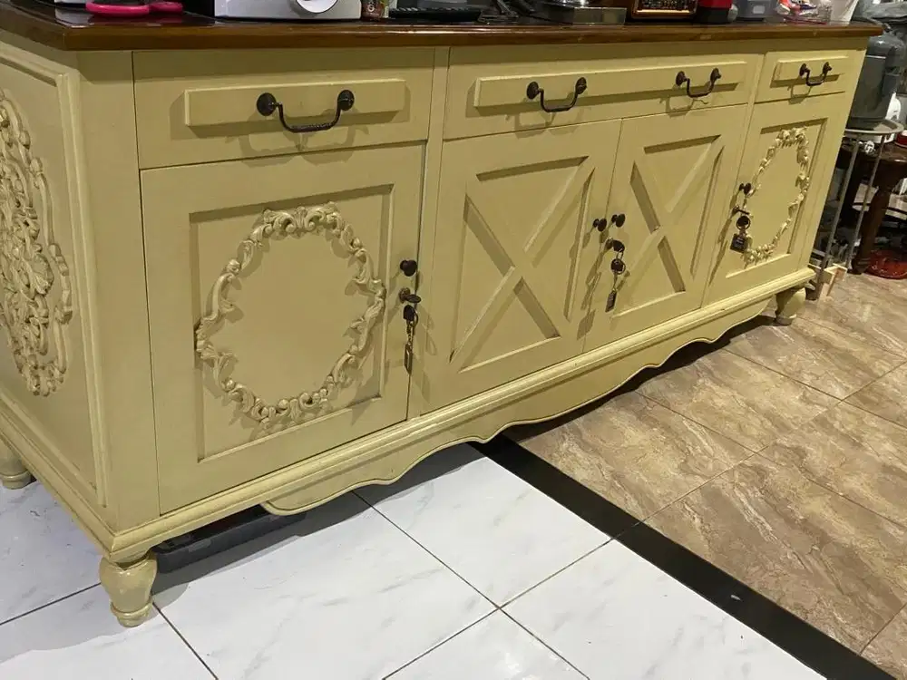 BUFET HIAR UKIR CUSTOM LIMITED