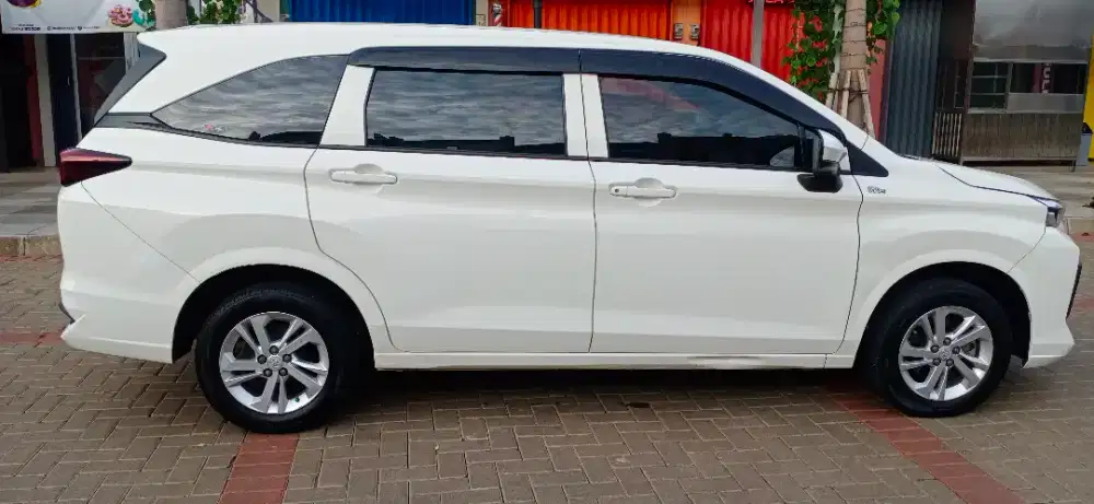 Rental mobil dan driver