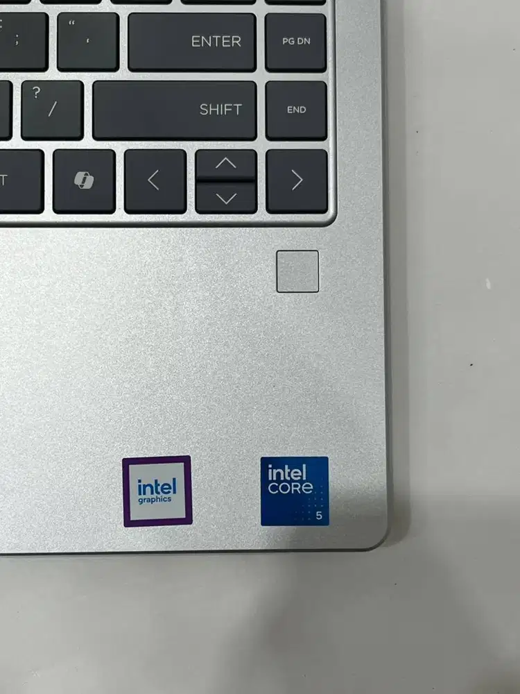 Laptop HP 14 EP1155TU SILVER Intel Core 5 120U RAM 16GB SSD 512GB w11