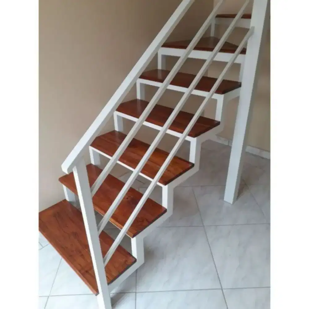 tangga rebah kayu pegangan besi minimalis - indoor