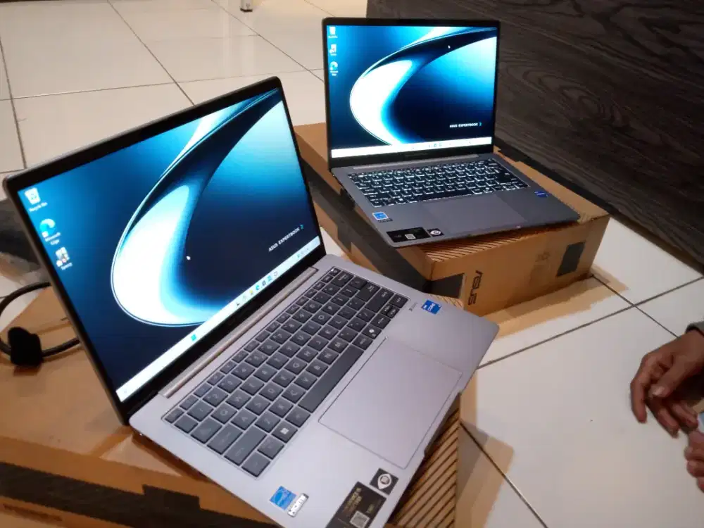 Jual Sat-Set nih ASUS ExpertBook Ram 16/512GB LikeNew Full Set