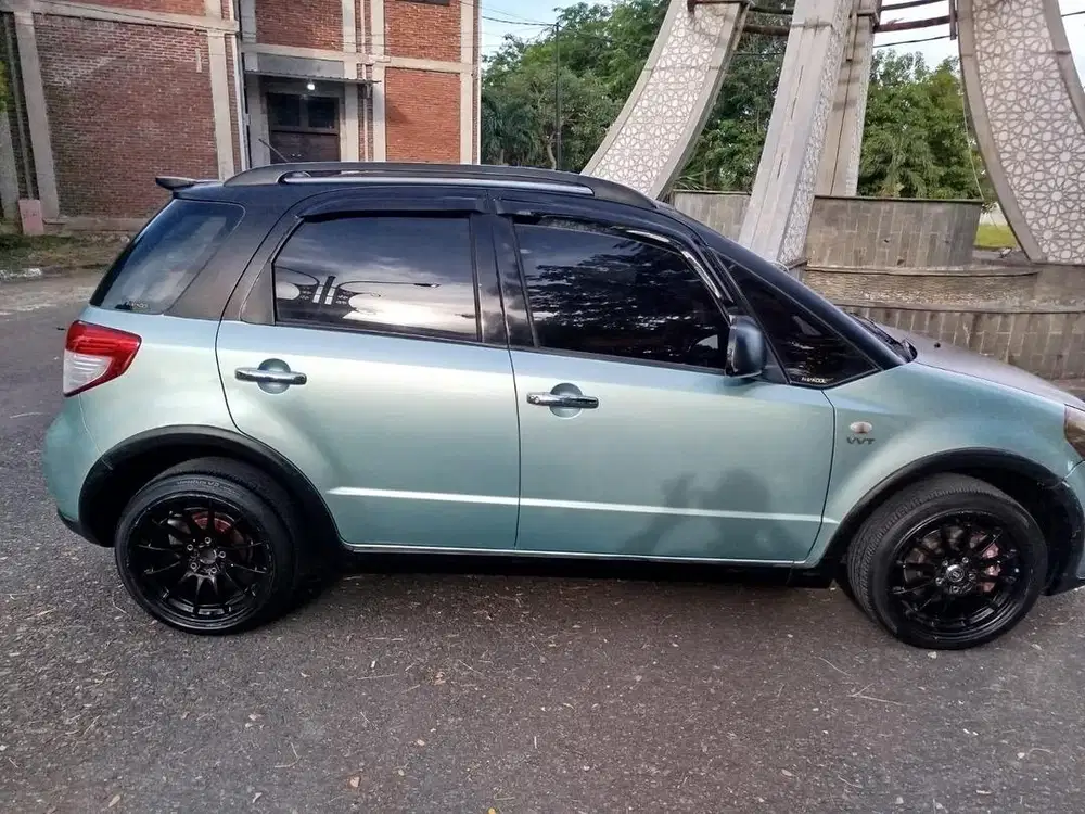 jual mobil suzuki x-over