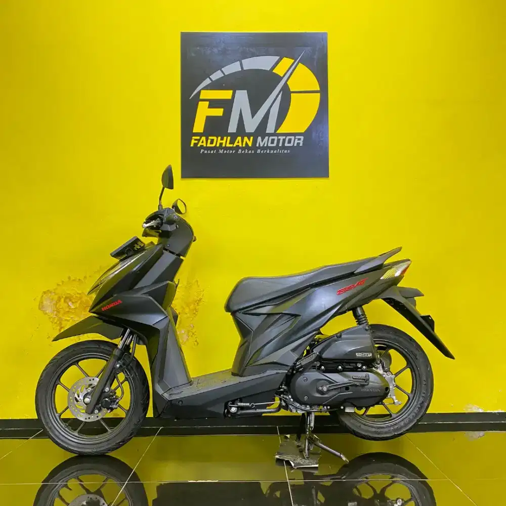 Honda Beat Deluxe Tahun 2023 Km Low Full Orisinil Joss Istimewa Pajak