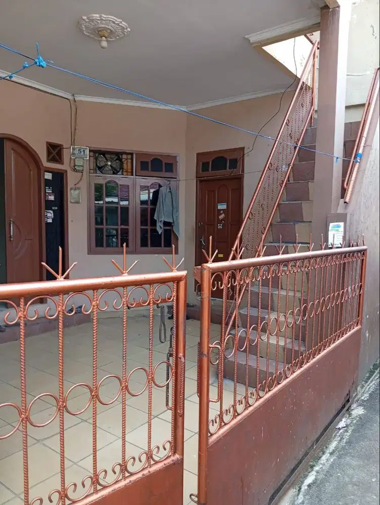 Kos Arlis R (Khusus wanita)